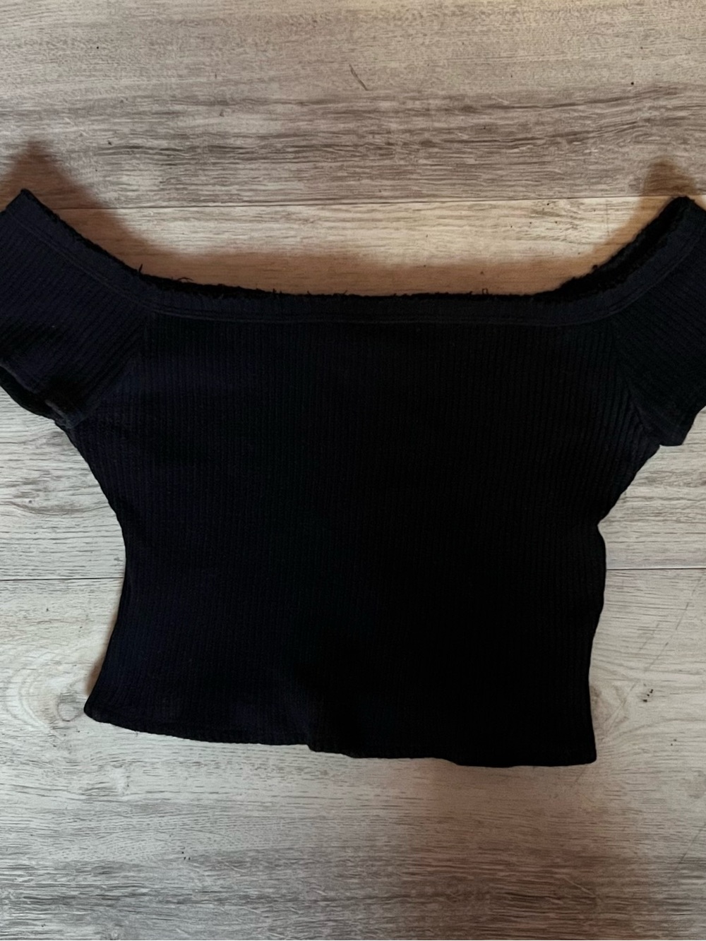Urban Outfitters Black Off-Shoulder Ribbed Crop Top